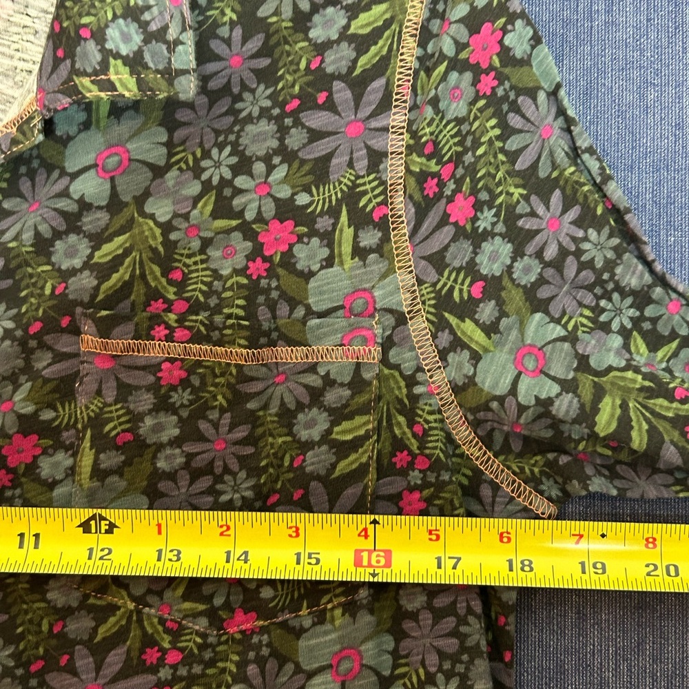 Floral Button-Front Long Sleeve Dress in Dark Green and Purple - Picture 5 of 7